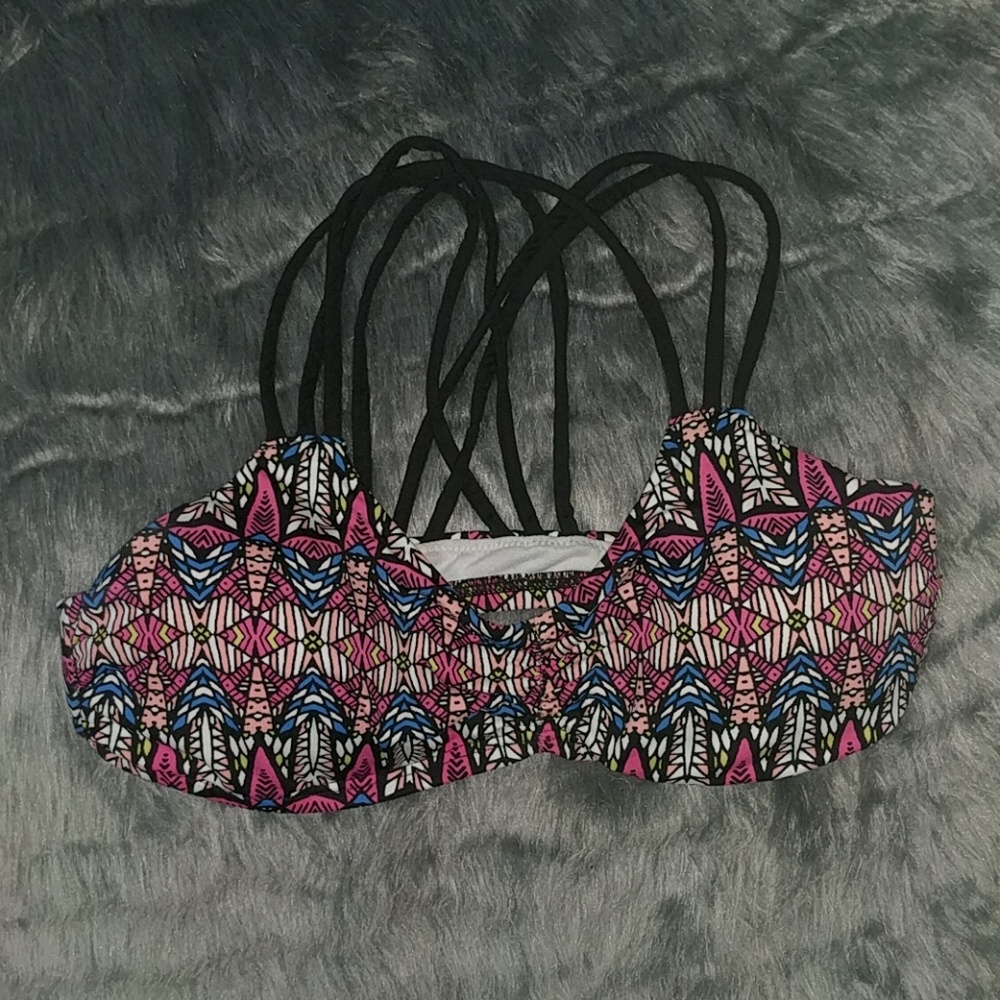 Criss cross bikini top